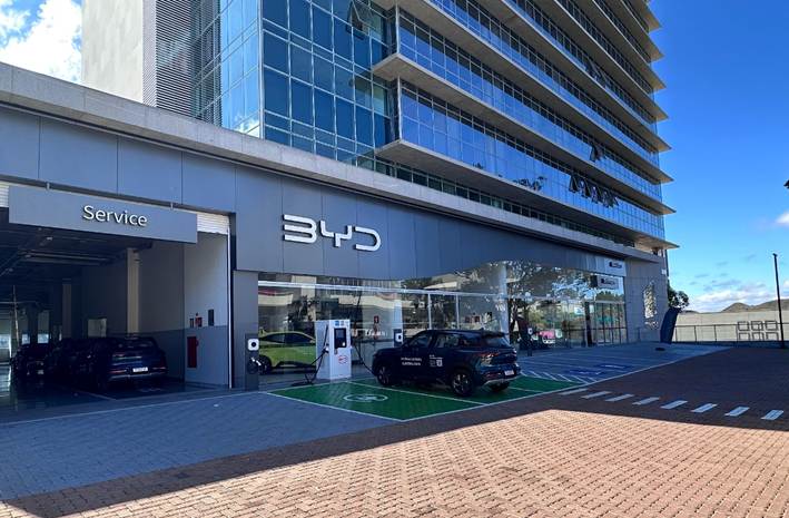 BYD Vitória Motors reforça presença em Minas Gerais com nova unidade em Nova Lima e liderança em vendas no Brasil